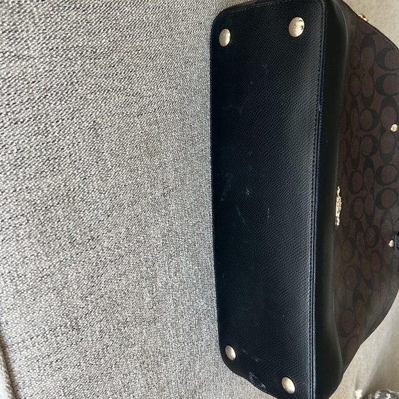 Coach purse - Picture 3 of 5